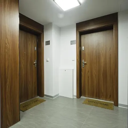 Studio 100 Apartamento